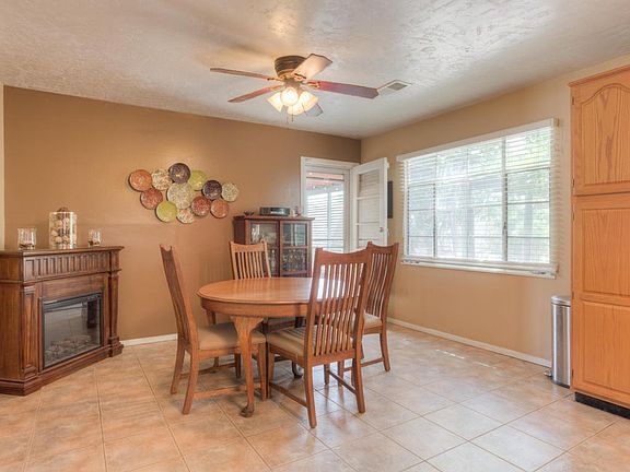 4th image of 3820 Palo Duro Ave NE