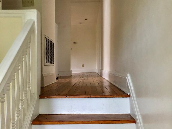 2nd image of 12795 Cedar Rd APT 3