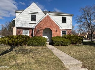 2630 7th St APT B, Maumee, OH 43537