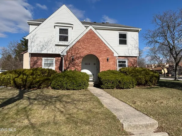 2630 7th St APT B, Maumee, OH 43537