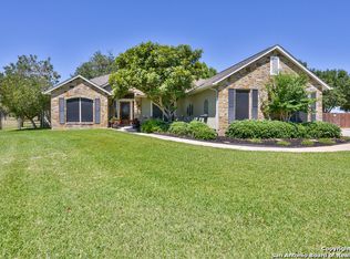 1202 Concord Dr, Pleasanton, TX 78064