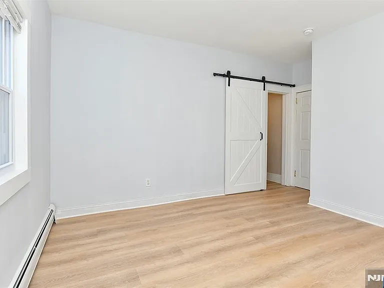 420 Carmita Ave #1 — Photo 15