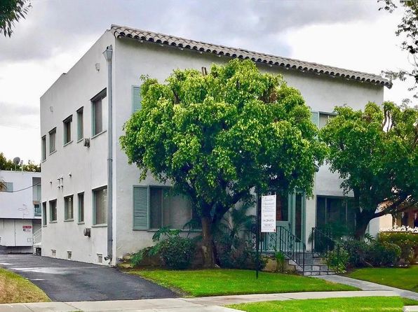 240 S Reeves Dr APT 8