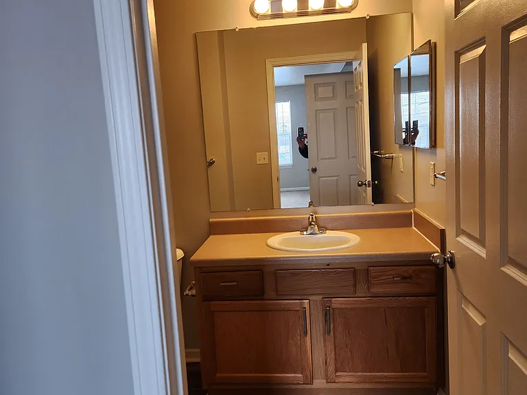 Abbey Ridge Apartment Homes — Photo 99
