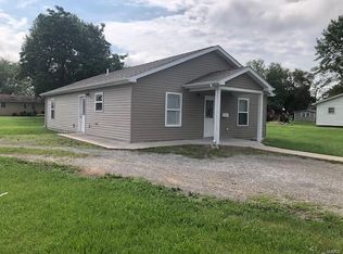 309 N 12th St, Bowling Green, MO 63334