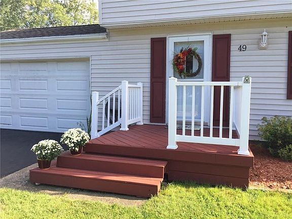 2nd image of 49 Blackwell Ln