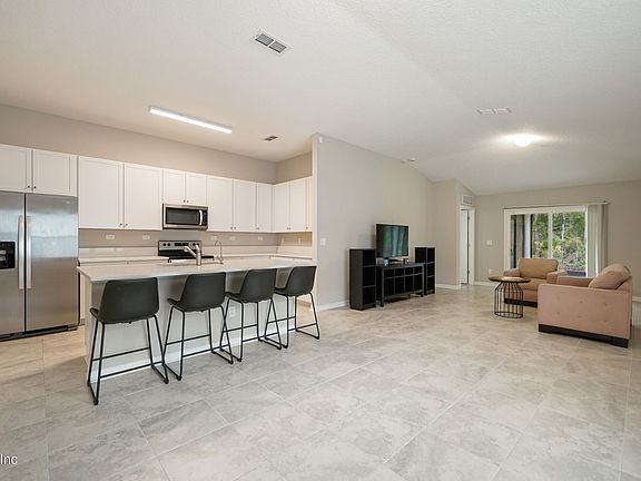 3rd image of 4888 BIG PINE Drive