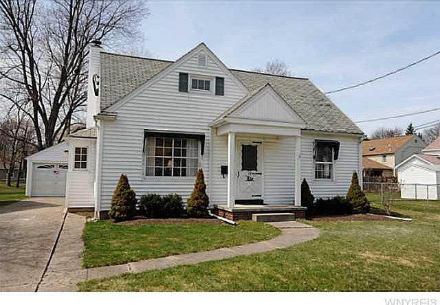 1st image of 17 Sharon Ave