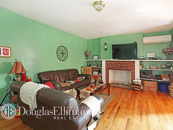 3rd image of 1419 Pinson St