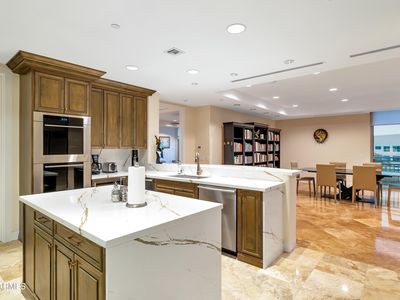 2211 E Camelback Rd UNIT 407, Phoenix, AZ, 85016