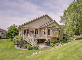 5006 Prairie Rose Ct, Middleton, WI 53562