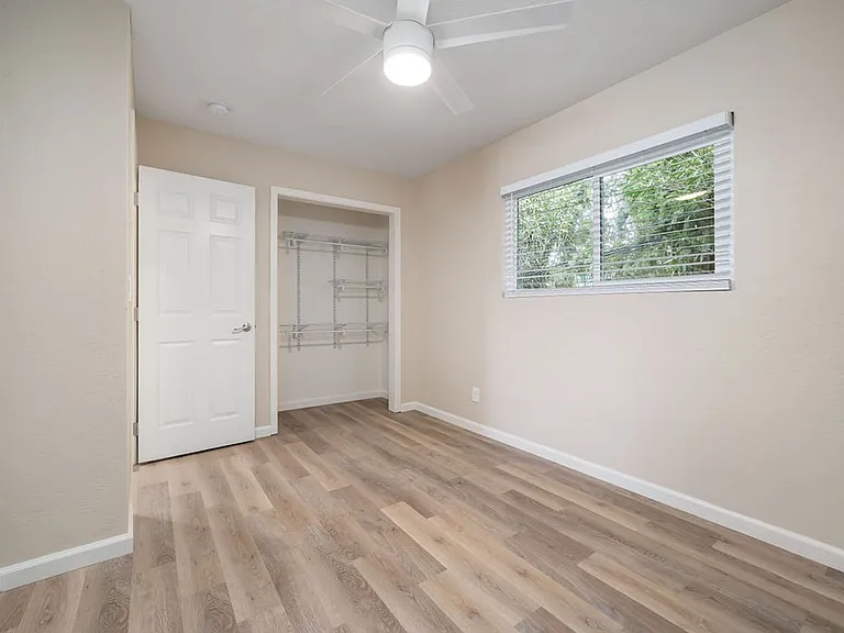 5340 Olmeda Ave — Photo 13