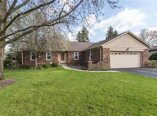 300 Lake View Dr, Greenfield, IN