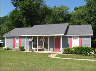 5831 Oak Ln, Millbrook, AL 36054