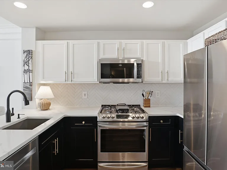 12000 Market St #488 — Photo 5
