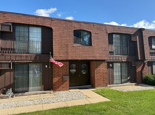 327 N Ardmore Ave #H, Villa Park, IL 60181