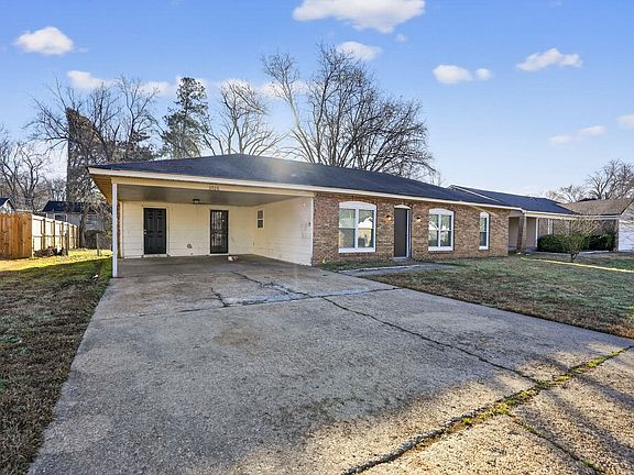3rd image of 3926 Kerwin Dr