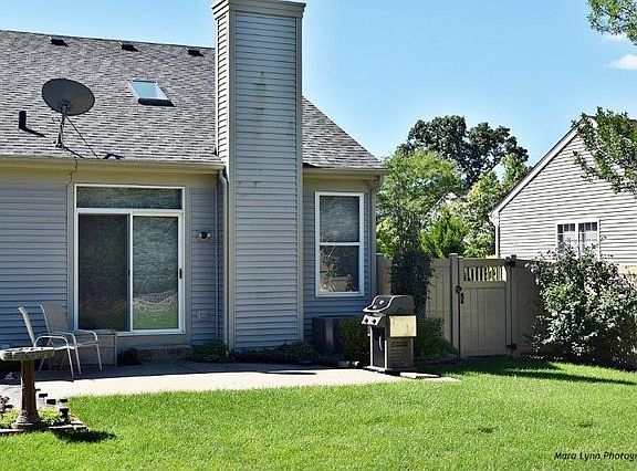 5th image of 573 Chesterfield Ln