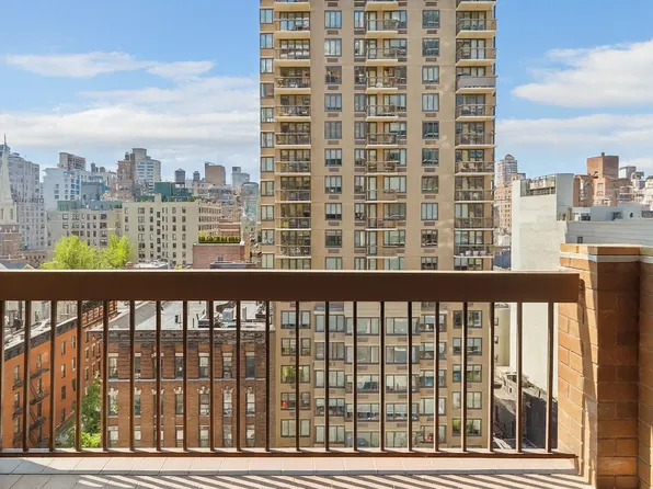 1441 Third Avenue image 12 of 14