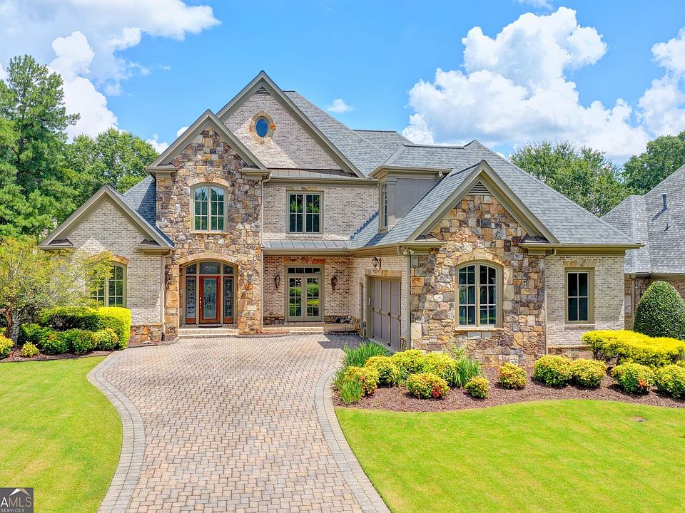 1st image of 8330 Royal Melbourne Way