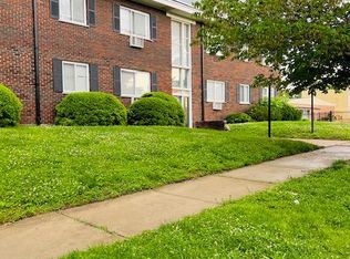 5601 Dewey Ave #104, Saint Louis, MO 63116