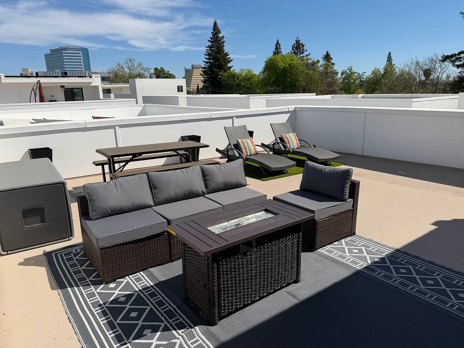 3 bed, 3.5 bath, 2000 sqft, $1,500 — Photo 4
