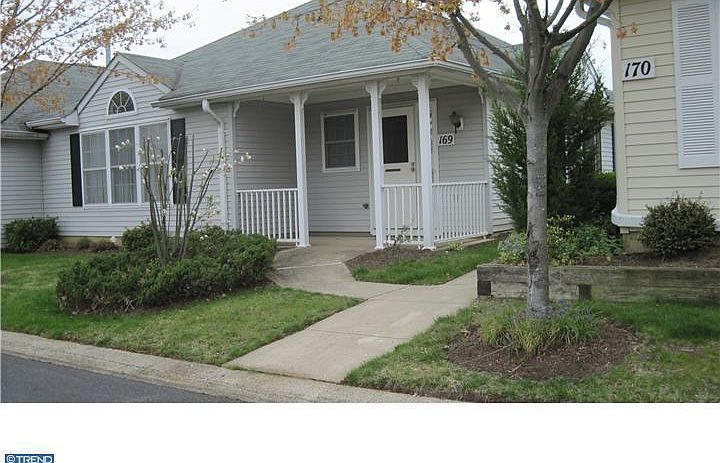 1st image of 169 Goldfinch Dr