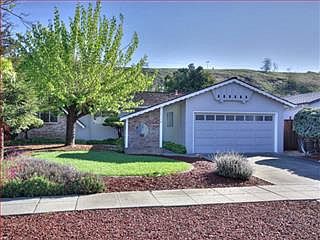 1st image of 2598 Nightingale Dr