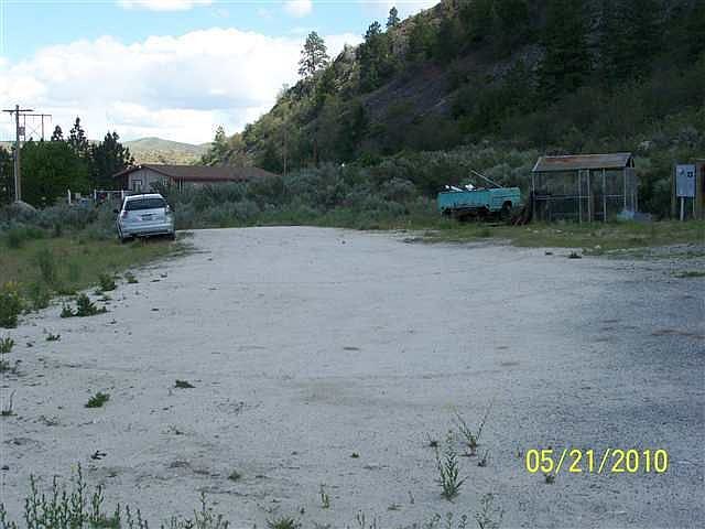 2nd image of 700 Edson St