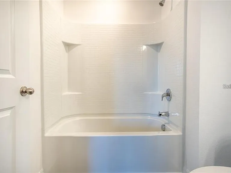 338 Madison Dr — Photo 6