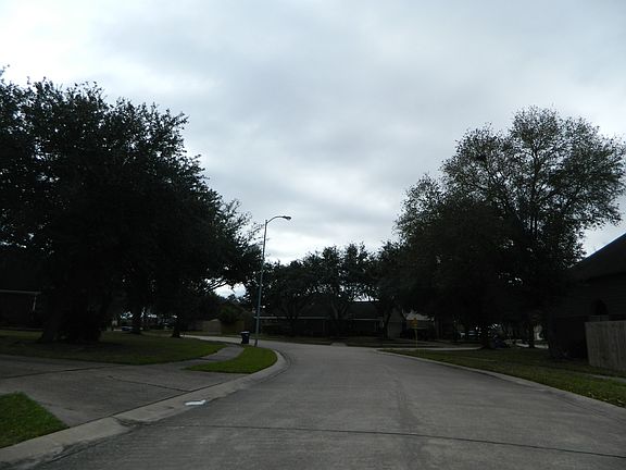 4th image of 6915 Oakbranch Manor Ln