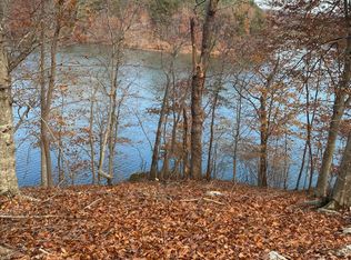 2 Cathedral Oaks Ln, Wirtz, VA 24184