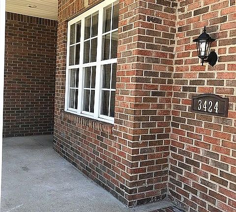 2nd image of 3424 Cool Springs Ct