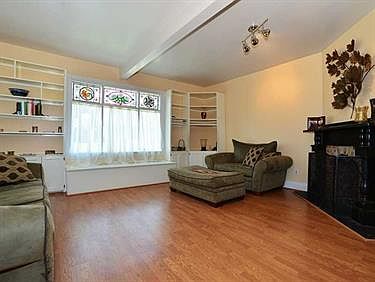 4th image of 91 N Linwood Ave