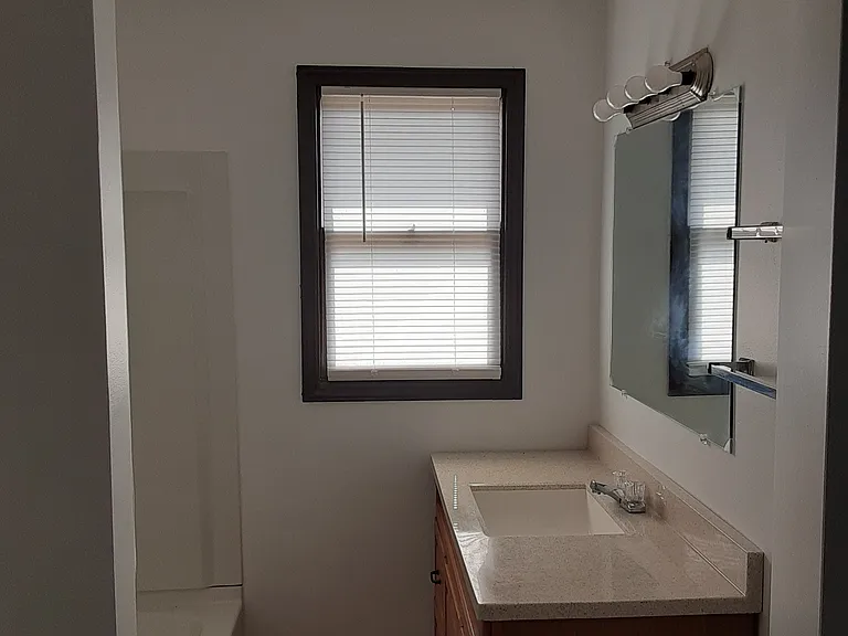 4551 A/b Francis Rd #A/B — Photo 9