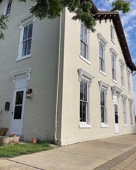 Building Photo 4