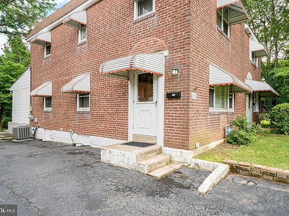 3rd image of 336 Holland St
