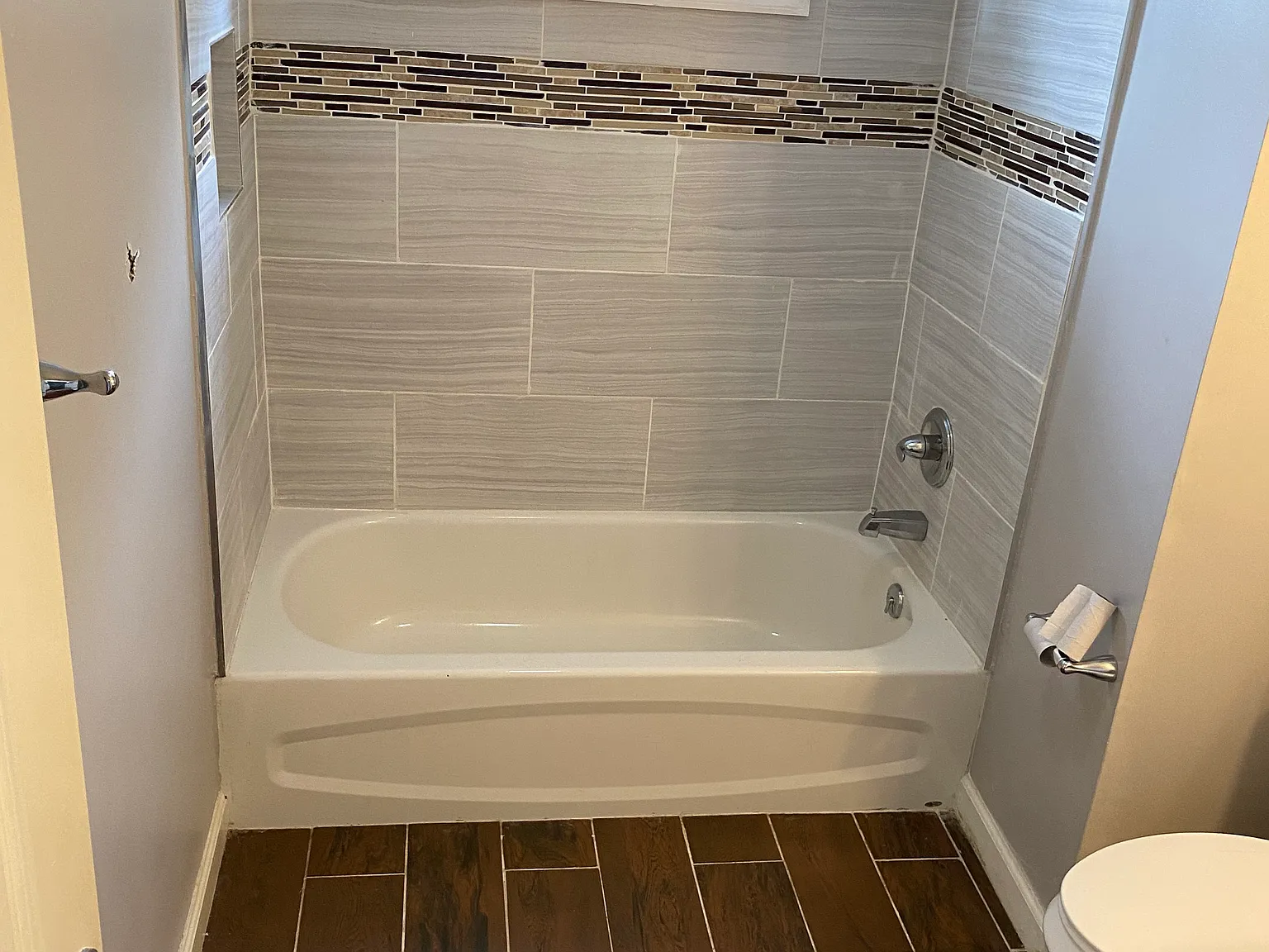 2 bed, $2,850 — Photo 3