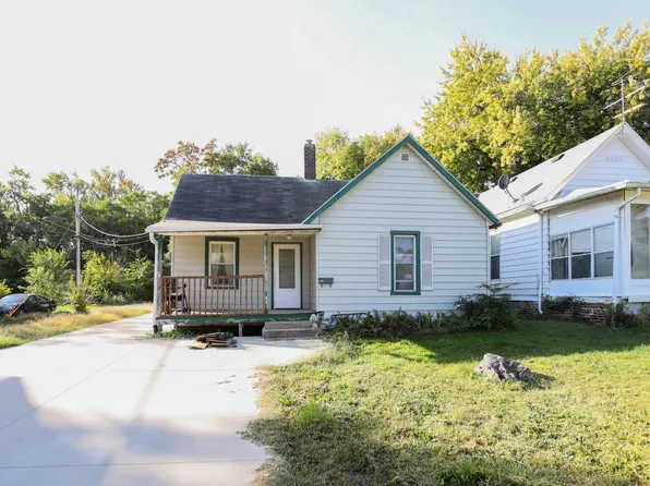 819 Cleveland Ave, Des Moines, IA 50316