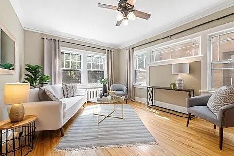 1st image of 3542 Emerson Ave S #101
