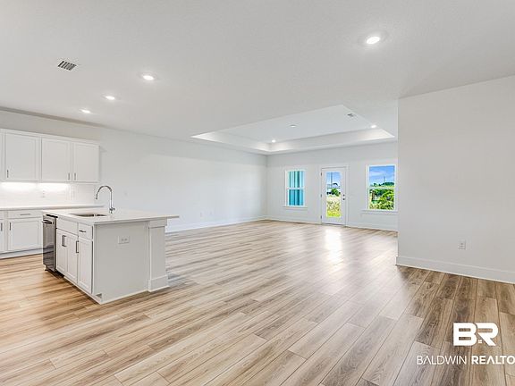 3rd image of 9868 Willet Way