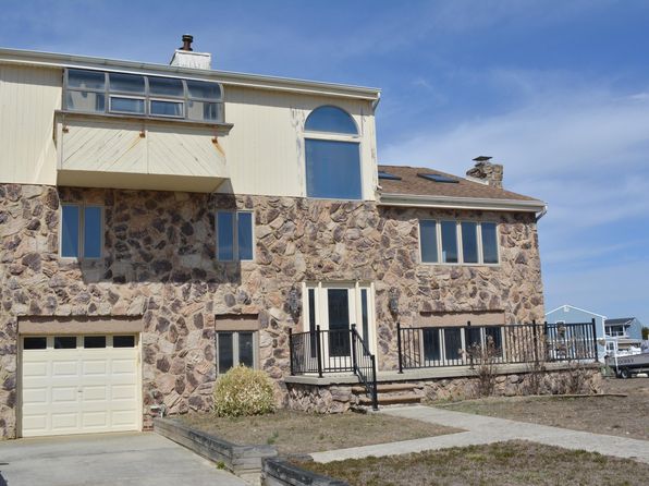 31 Seaview Dr
