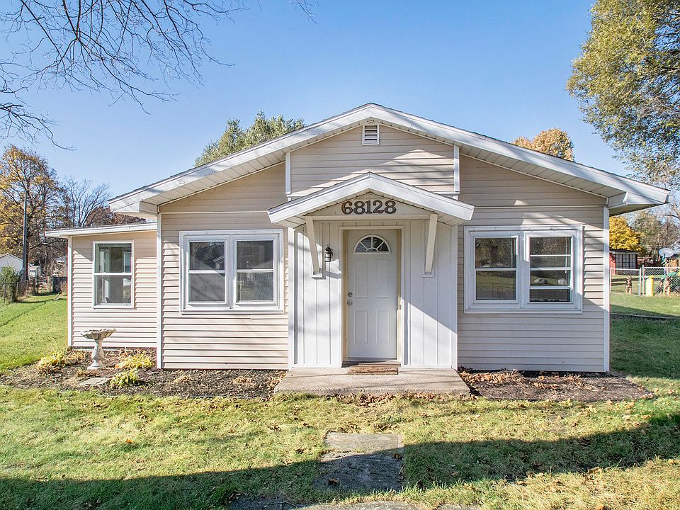 1st image of 68128 Shirley Ln