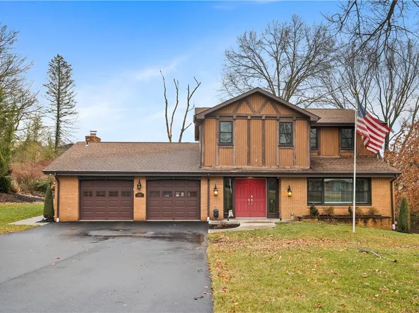 1787 Hassam Rd, Coraopolis, PA 15108