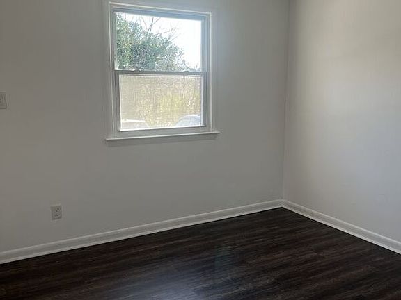 5th image of 1516 W Clara Dr #7