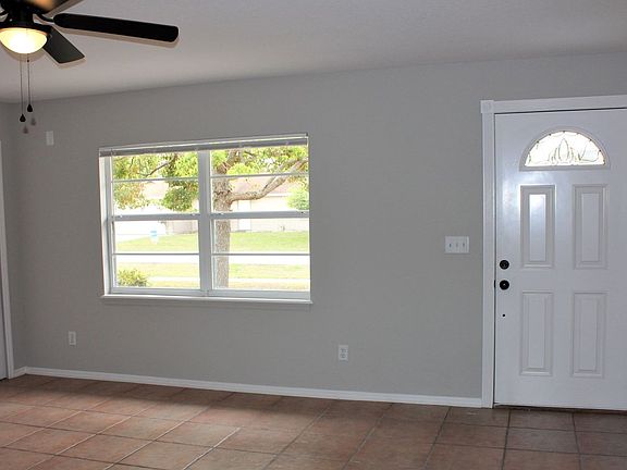 3rd image of 3040 Kirkland St