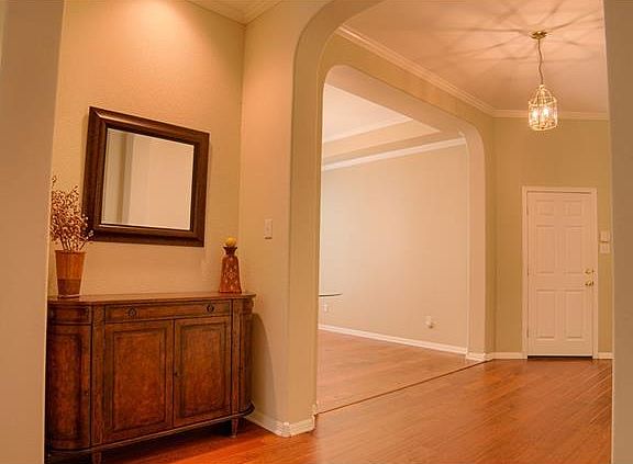 5th image of 4021 Canyon Glen Cir