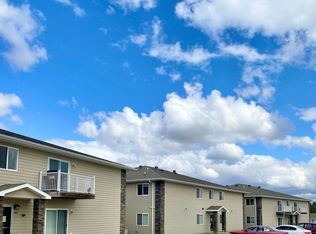509 Sixteen Avenue Cir NE #7, Watertown, SD 57201