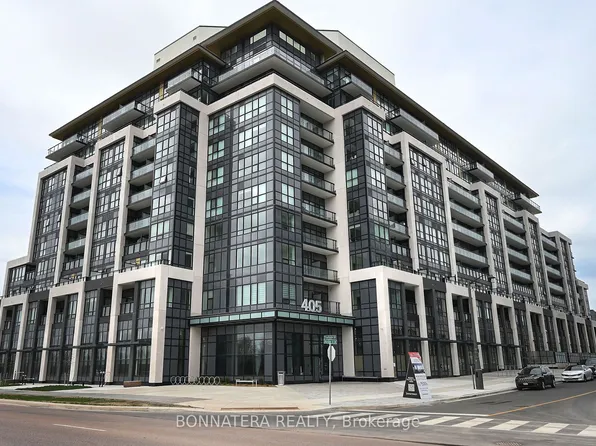 405 Dundas St W, Oakville, ON