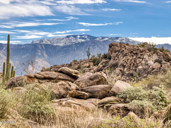 913 W Granite Gorge Dr, Oro Valley, AZ 85755